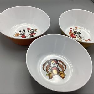 3 Pottery barn Thanksgiving bowls
